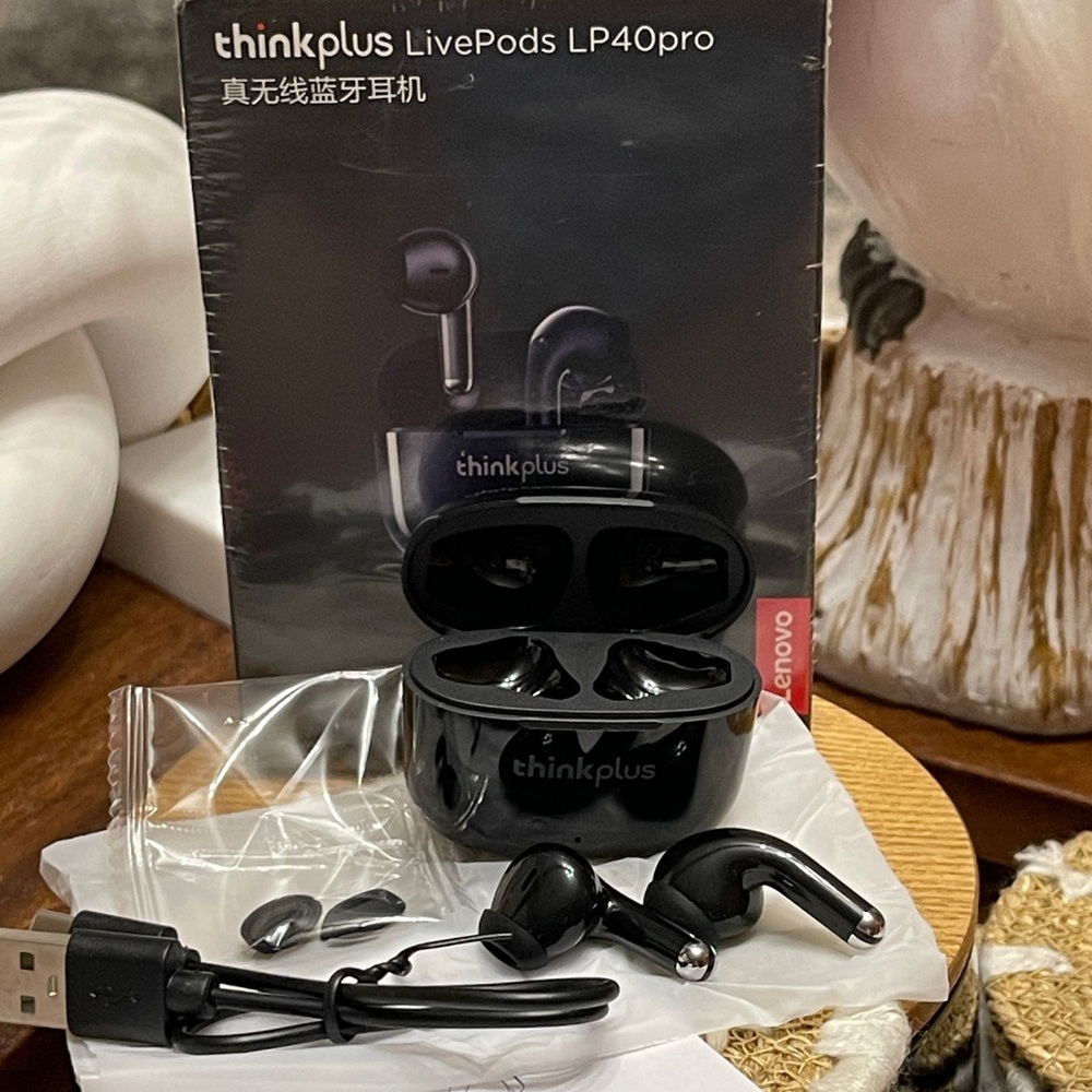 LENOVO ThinkPlus LivePods LP40 Pro Earphones wireless Bluetooth In Black - Picture 5 of 12
